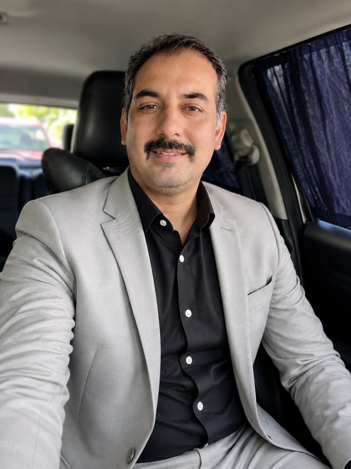 Sarvesh, Navi Mumbai property consultant